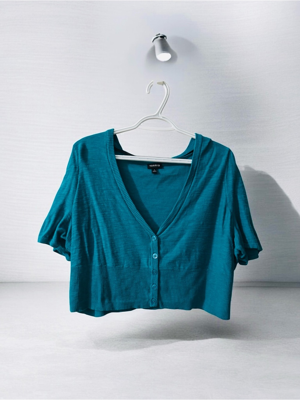 torrid Teal Button-Front Cropped V-Neck Top